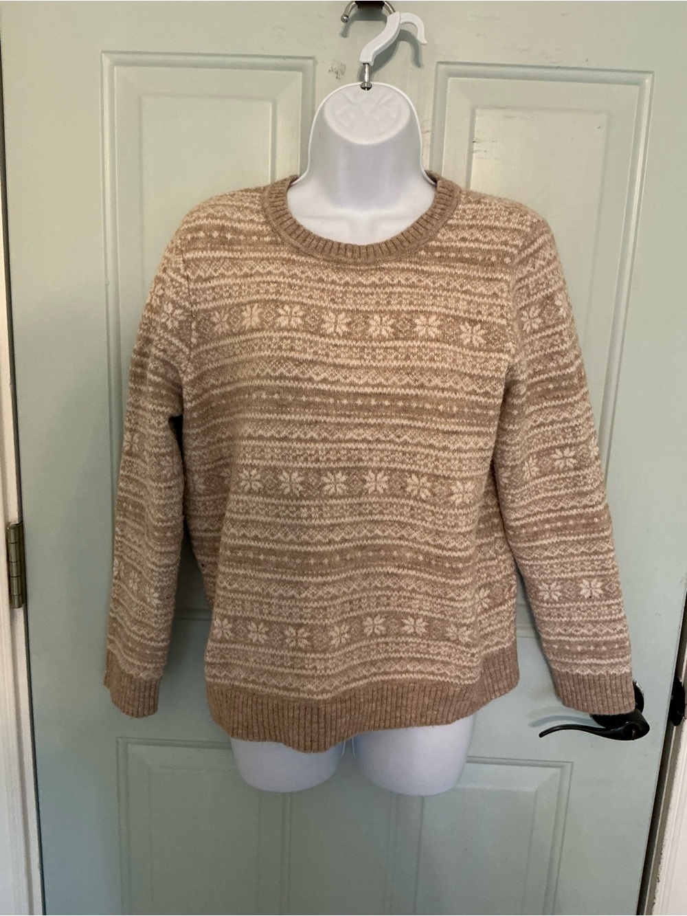 Cozy Fair Isle Crewneck Sweater - Beige/Cream